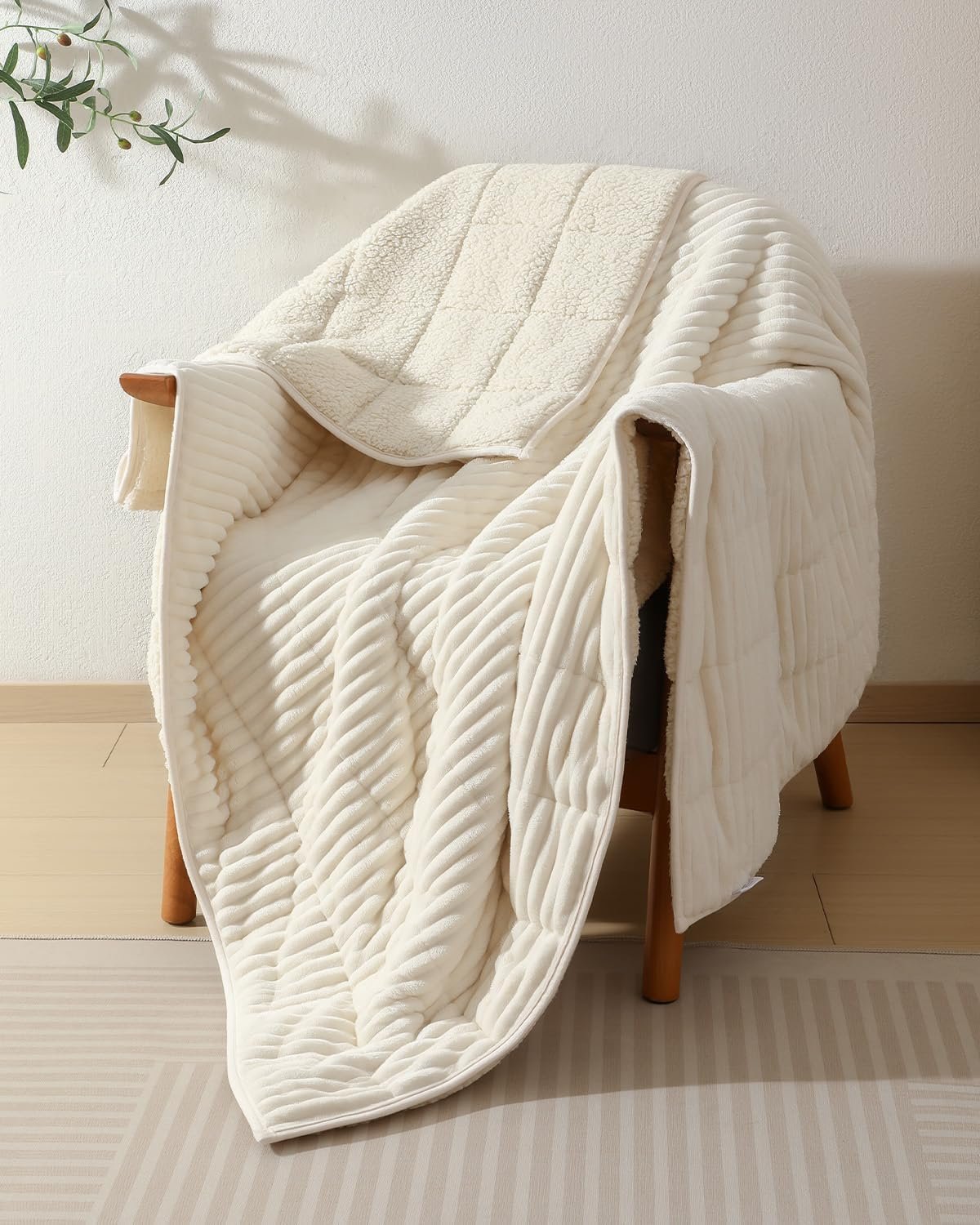 CYK Weighted Blanket 15 lbs for Adults Queen Size 60″x80″ – Dual-Sided Fleece & Sherpa Blanket – Heavy Plush Flannel Winter Warm Blanket for Bed and Couch